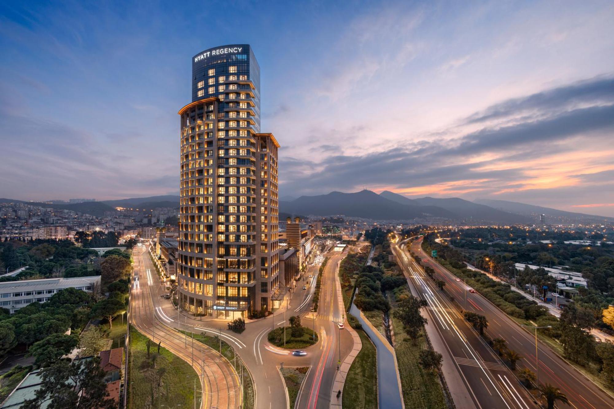 Hyatt Regency Izmir Istinyepark Hotel ภายนอก รูปภาพ